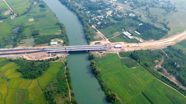 Chủ tịch Đà Nẵng chỉ đạo nóng vụ cầu 270 tỷ 'chờ' đường dẫn ảnh 2