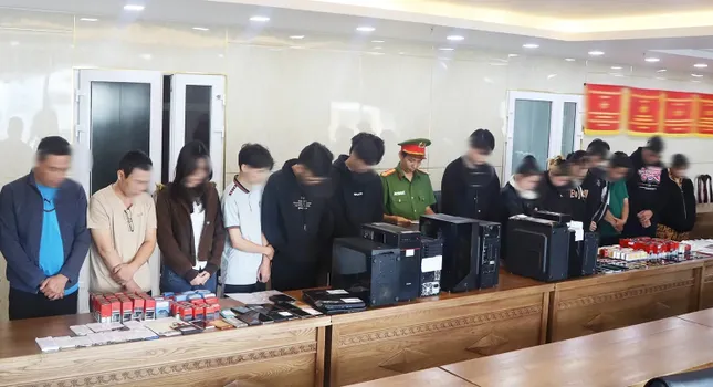 Bóc gỡ 4 đường dây mua bán hóa đơn gần 22.000 tỷ đồng ảnh 1