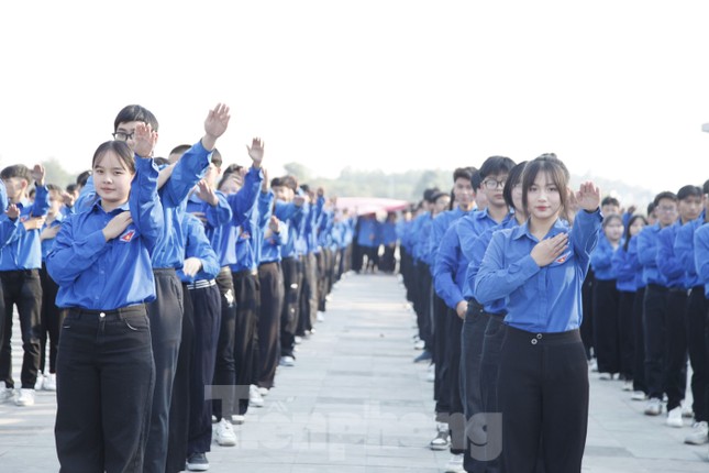 Ấn tượng hình ảnh học sinh Bắc Ninh đồng loạt mặc áo Đoàn vào thứ Bảy ảnh 6