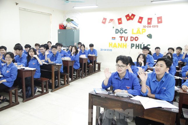 Ấn tượng hình ảnh học sinh Bắc Ninh đồng loạt mặc áo Đoàn vào thứ Bảy ảnh 2