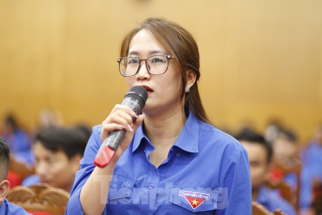 Thanh niên nên là tình nguyện viên hướng dẫn người dân về chuyển đổi số ảnh 2