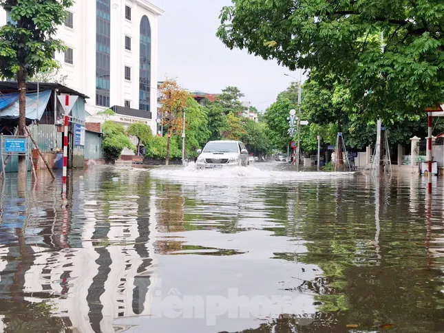 Đầu tư hàng chục tỷ đồng cải tạo thoát nước, thành phố Bắc Giang mưa to vẫn ngập sâu ảnh 2
