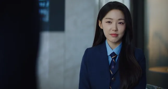 Chị Đại Học Đường 2: Yeri "phản dame" gắt, hôn phu "sai đẹp chiêu" đáng hóng ảnh 6