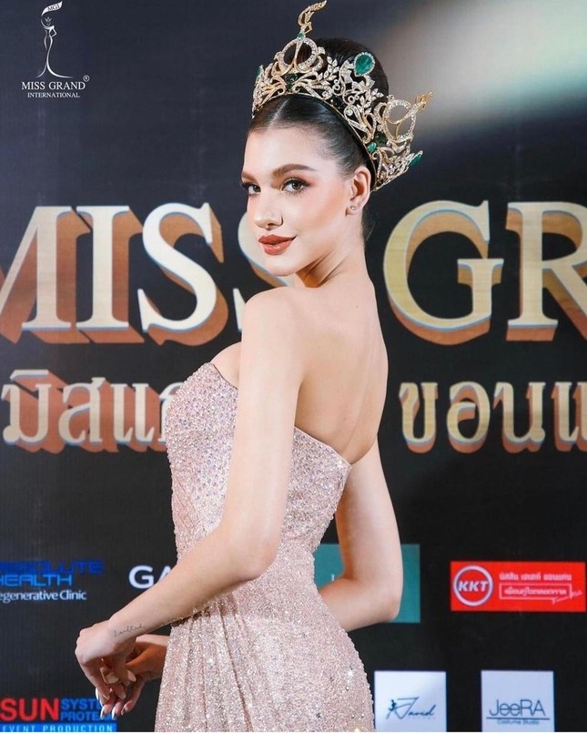 Top 3 nàng hậu ấn tượng nhất lịch sử Miss Grand International: Thùy Tiên có tên nhờ lý do gì? ảnh 4