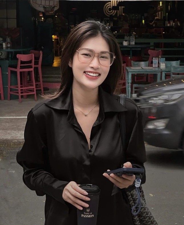 Từ trang phục đến phụ kiện, đôi bạn thân Kỳ Duyên - Thiên Ân có cực nhiều đồ đôi, đồng điệu ảnh 7