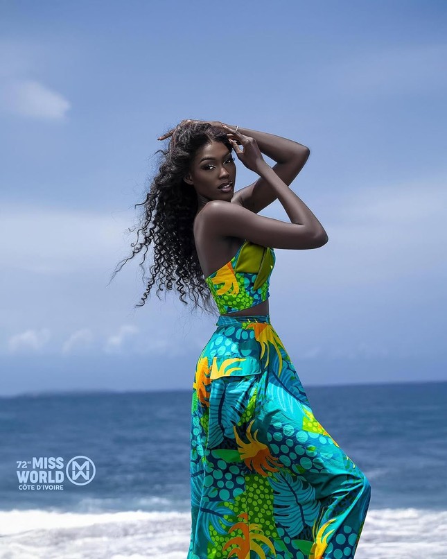 Miss World 2025: Ngỡ ngàng trước nhan sắc thực của "viên ngọc đen" từng gây xôn xao ảnh 11