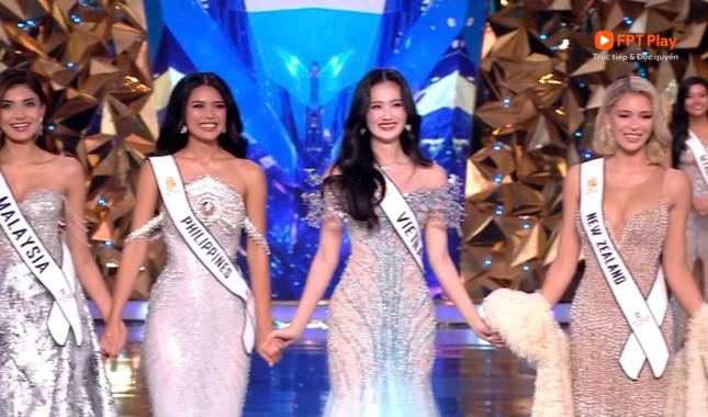 Điều khác lạ của bộ váy dạ hội Hoa hậu Ý Nhi mặc ở chung kết Miss World 2025 ảnh 10