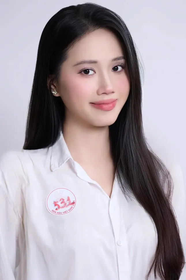 Cô gái mang vẻ đẹp trong veo như cơn mưa mùa Hạ ở chung kết Hoa hậu Việt Nam 2024 ảnh 4