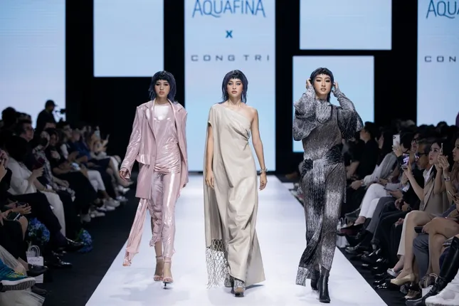 Các Hoa hậu Việt Nam lần đầu catwalk sau đăng quang: Hà Trúc Linh cực thần thái ảnh 4