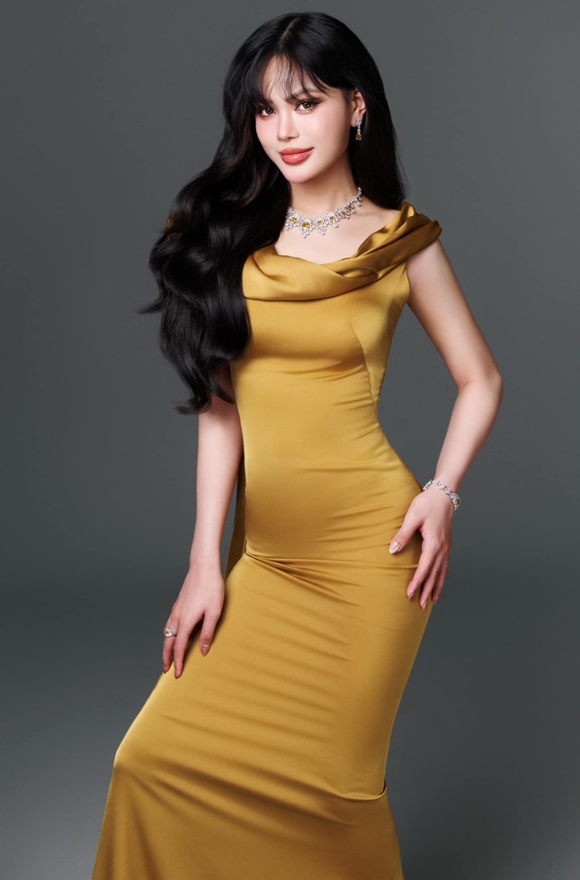 Miss International Queen Vietnam 2025 tập 1: Lynk Lee, Mỹm Trần vào nhà chung ảnh 3