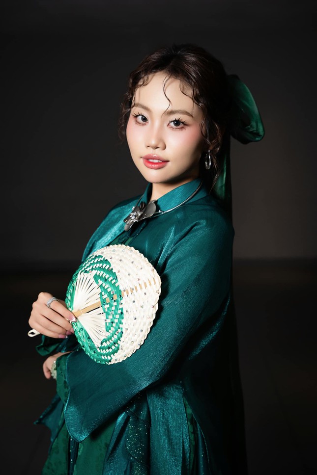"Em Xinh Say Hi" công bố đội hình, netizen dự đoán siêu "ồn" vì có Bích Phương, Miu Lê ảnh 7