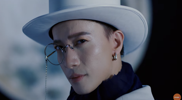 Nhóm nhạc B.O.F hé lộ "giao diện" MV debut, Kay Trần khiến fan "dính cứng ngắc" ảnh 4