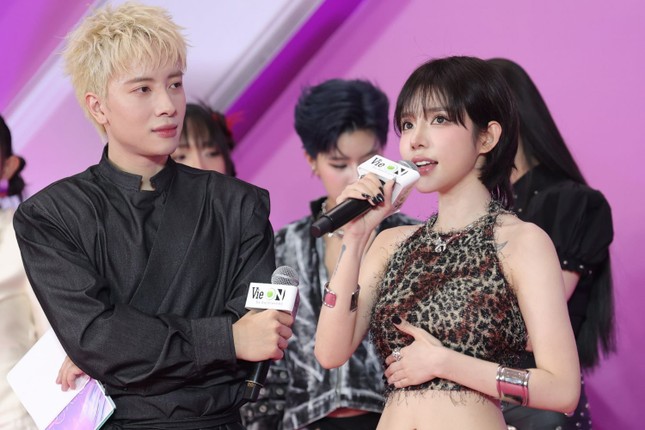 Dàn Em Xinh "Say Hi" bùng nổ visual qua "cam thường", Phương Mỹ Chi "tấu hài" ảnh 3