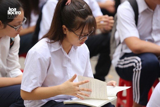 Trạm tin nóng: Kỳ thi tuyển sinh vào 10 của teen Hà Nội sẽ thay đổi như thế nào? ảnh 2