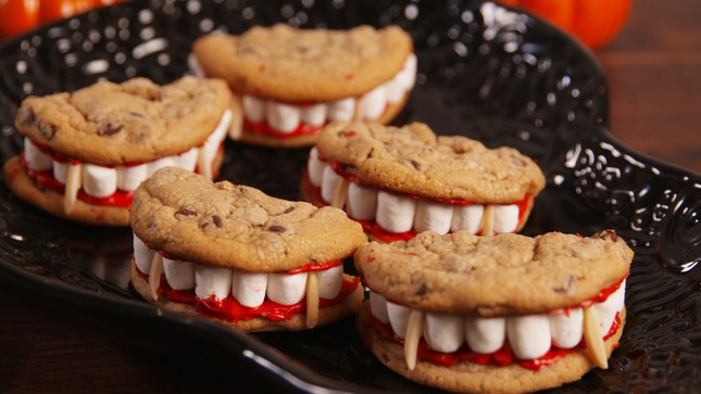 Halloween đang tới, bạn đã biết phải gõ cửa nhà ai để “xin kẹo” chưa? ảnh 7