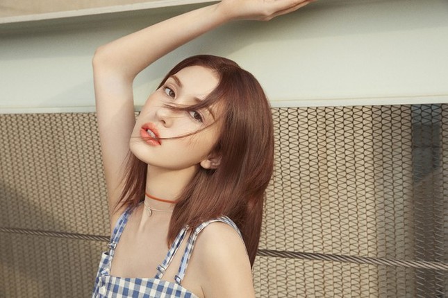 Chuyện thật như đùa: Xe siêu sang của Jeon Somi chỉ là đồ đi mượn để... câu view ảnh 2