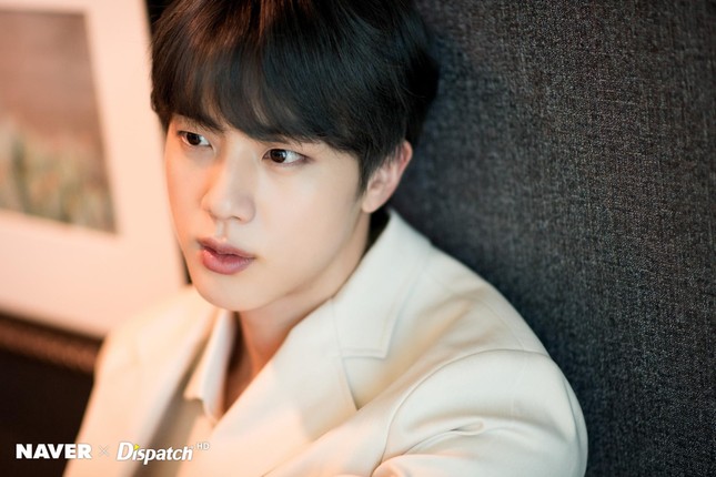 Vì lý do gì mà Jin (BTS) giữ yên lặng trong ngày Cá tháng Tư năm nay? ảnh 1