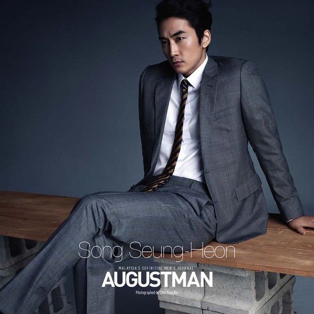 So Ji Sub cưới vợ rồi, khi nào tới lượt những “ông chú độc thân đẹp trai” khác? ảnh 5