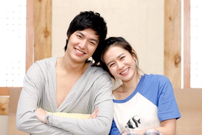 Không hổ danh nam thần, bạn diễn của Lee Min Ho toàn mỹ nhân có tiếng ảnh 2
