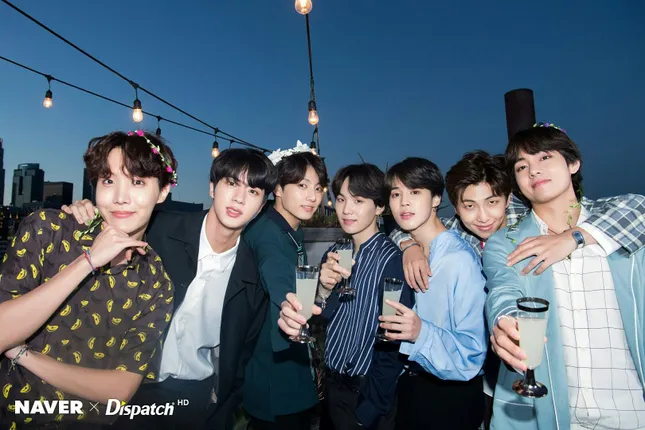 Mới ngày nào còn là "con cưng", giờ đây BTS lại liên tục bị Dispatch "bóc phốt" ảnh 1