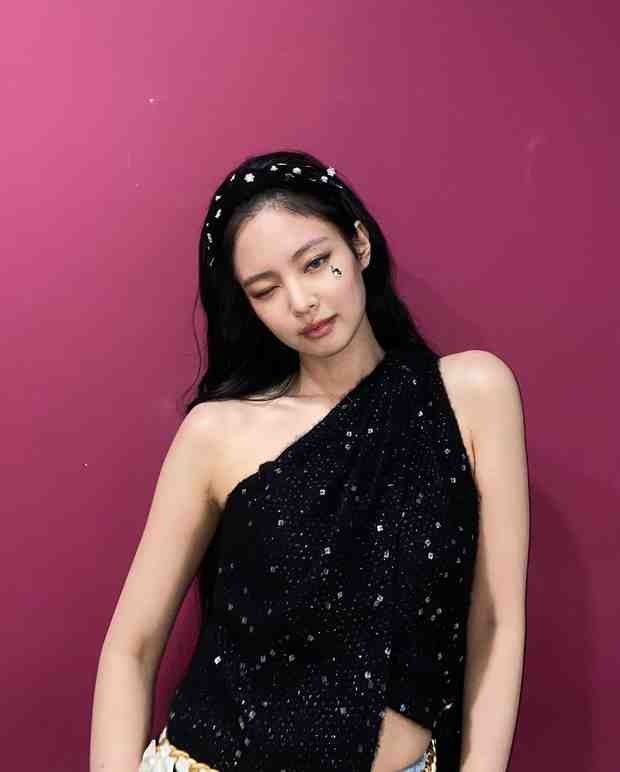 Vừa chia tay mái tóc “Dương Qua đại hiệp”, Jennie thăng hạng nhan sắc trở lại ảnh 4