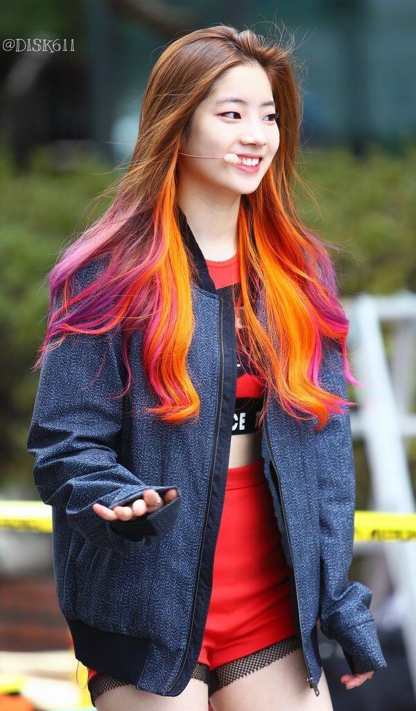 Những nữ idol phù hợp nhất với tóc vàng: Rosé (BLACKPINK) xuất sắc đứng đầu bảng ảnh 1
