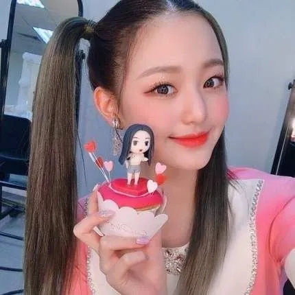 Đã tìm ra kiểu tóc kén chọn đến mức không phải nữ idol K-Pop nào cũng dám thử ảnh 1