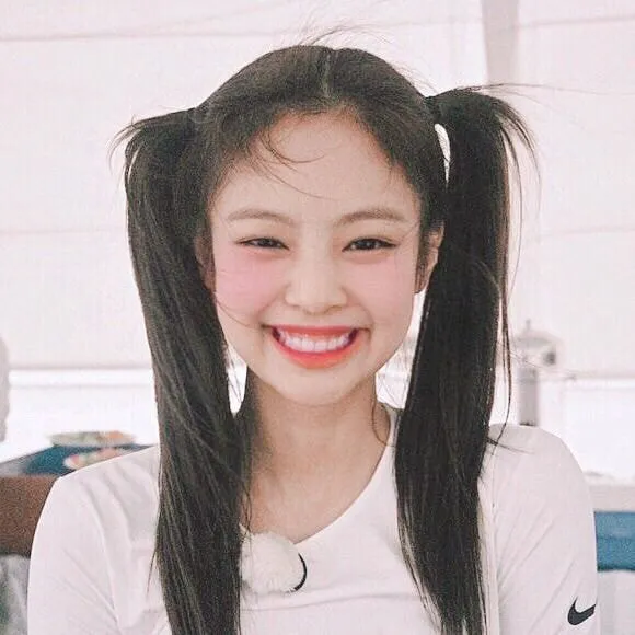 Đã tìm ra kiểu tóc kén chọn đến mức không phải nữ idol K-Pop nào cũng dám thử ảnh 2