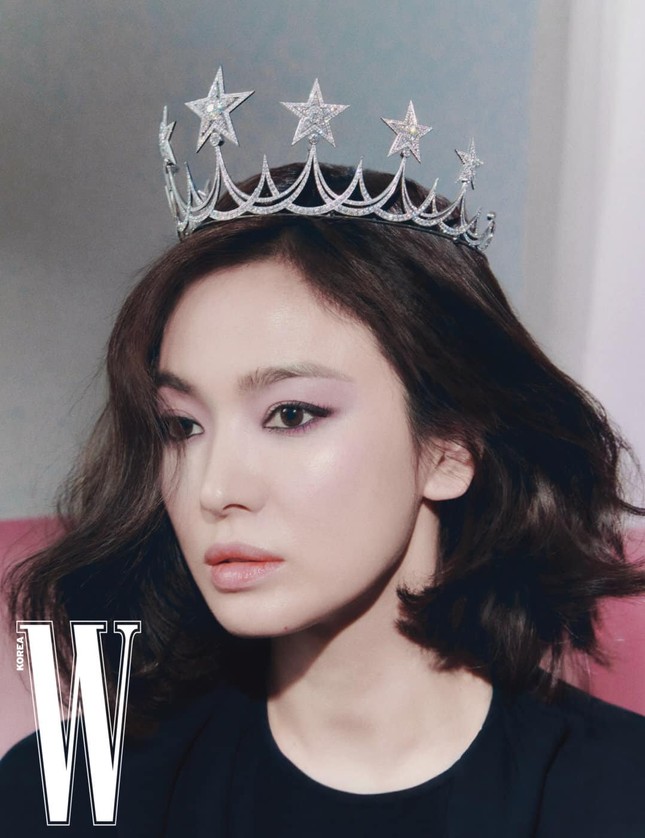 Song Hye Kyo nói gì trên tạp chí W mà netizen cho rằng cô đang muốn đá xéo Song Joong Ki? ảnh 2