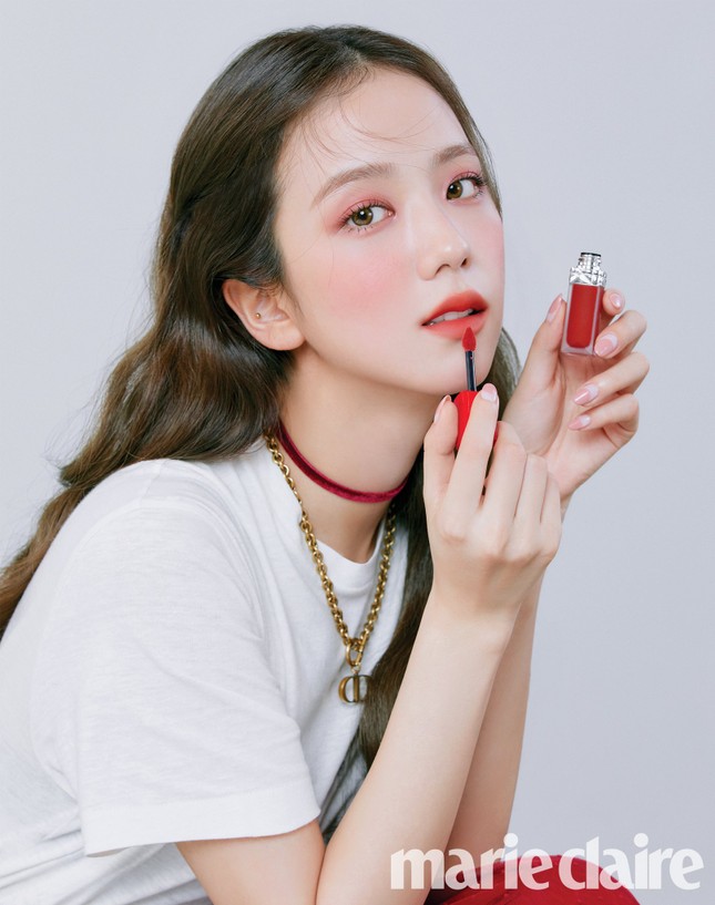 Nhìn lại “lục đại tạp chí” mà Jisoo đã mở khóa thành công: Ngày càng lên hương nhan sắc ảnh 11