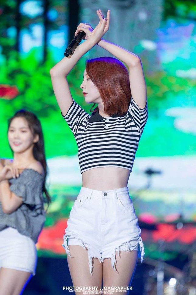 Thành viên nào của BLACKPINK được gia nhập hội “những cô gái ăn hoài vẫn không mập”? ảnh 8