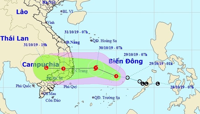 Bão di chuyển phức tạp, chiều tối mai đổ bộ Nam Trung bộ ảnh 1