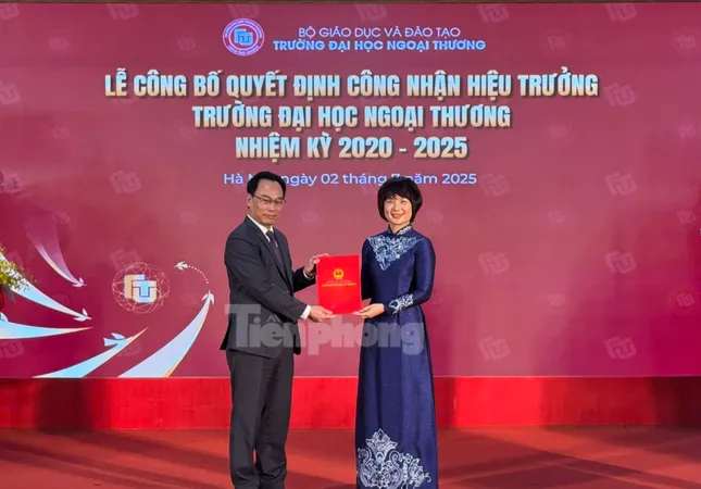 PGS.TS Phạm Thu Hương làm Hiệu trưởng trường Đại học Ngoại thương ảnh 1