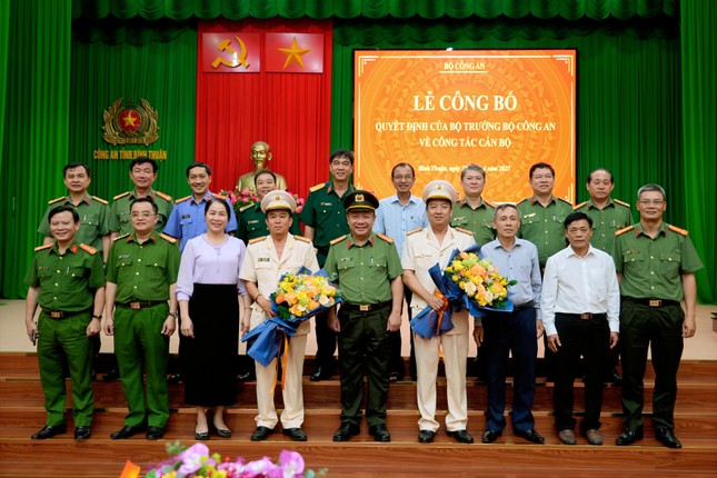 Hai Đại tá được tái bổ nhiệm chức danh Phó giám đốc Công an tỉnh Bình Thuận ảnh 1