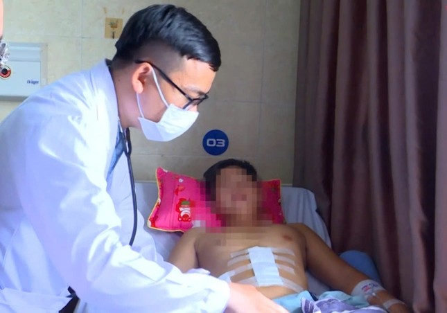 Bắn trọng thương tài xế xe tải vì lưu thông gây bụi ảnh 1