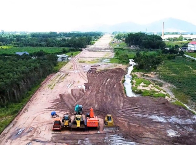 Nhiều khu dân cư ngập nặng do thi công cao tốc Biên Hòa – Vũng Tàu ảnh 1