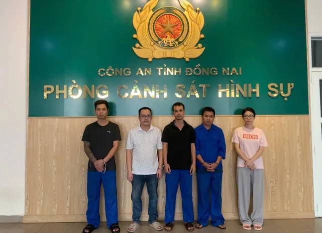 Tạm giam 5 đối tượng trong đường dây lừa đảo giao dịch tiền ảo chiếm đoạt hơn 10.000 tỷ đồng ảnh 1