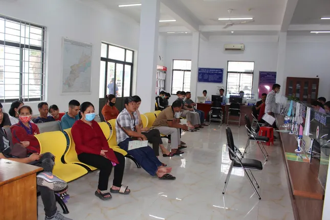 Ngày đầu vận hành thử nghiệm 5 phường xã mới sau sắp xếp ở Đồng Nai ảnh 2