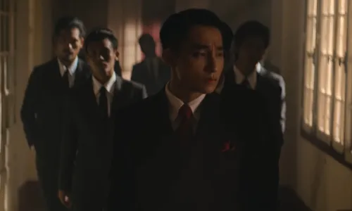 Sơn Tùng trở lại với hình ảnh tổng tài, thần thái miễn chê trong trailer MV mới ảnh 2