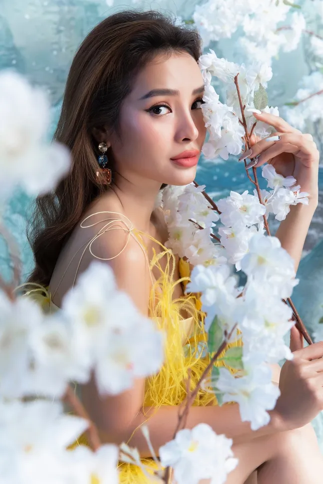 Phương Trinh Jolie không xấu hổ khi bị gắn với danh xưng nghệ sĩ bán hàng online ảnh 1
