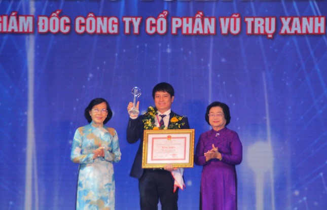 TPHCM tuyên dương 12 gương 'Công dân trẻ tiêu biểu' ảnh 2