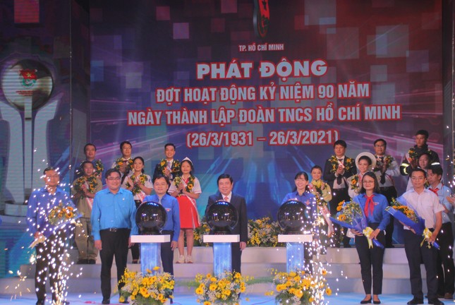 TPHCM tuyên dương 12 gương 'Công dân trẻ tiêu biểu' ảnh 22