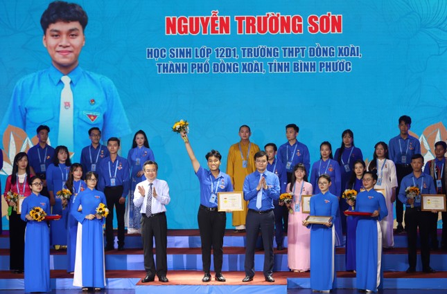 Hành động cụ thể, mang lại lợi ích thiết thực cho cộng đồng và đất nước ảnh 14