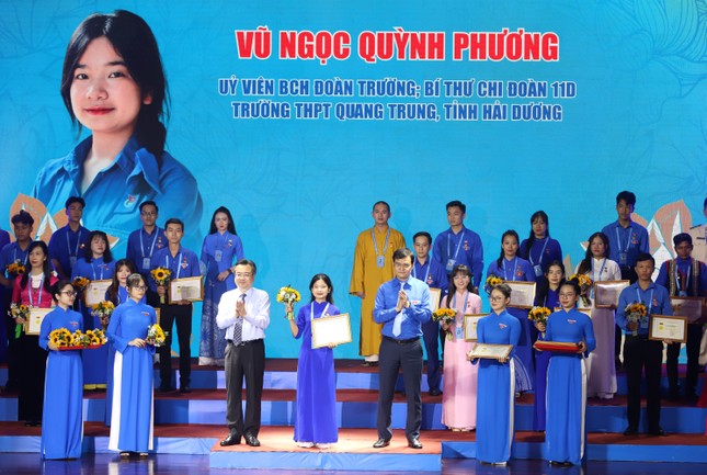 Hành động cụ thể, mang lại lợi ích thiết thực cho cộng đồng và đất nước ảnh 13