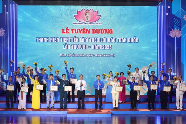 Hành động cụ thể, mang lại lợi ích thiết thực cho cộng đồng và đất nước ảnh 15