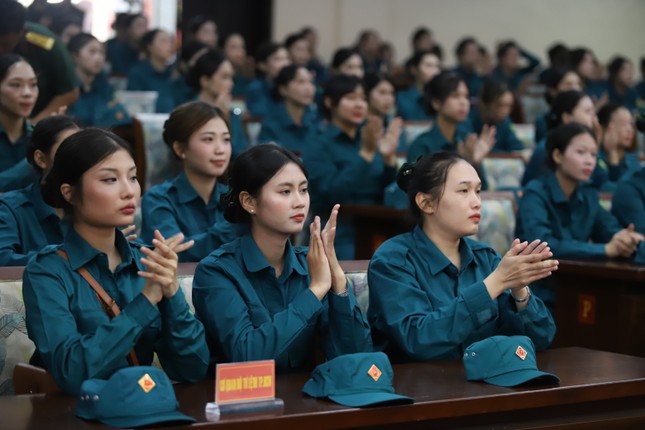 Xuất quân khối Nữ du kích miền Nam tham gia huấn luyện diễu binh, diễu hành dịp 80 năm Quốc khánh ảnh 1