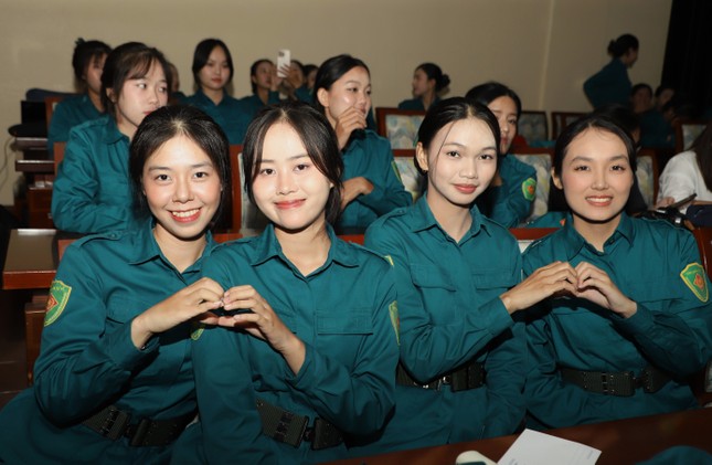 Xuất quân khối Nữ du kích miền Nam tham gia huấn luyện diễu binh, diễu hành dịp 80 năm Quốc khánh ảnh 5