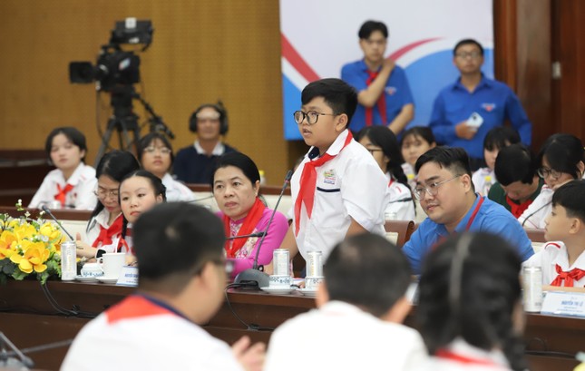 Học sinh TPHCM đề xuất đặt &apos;Trạm yêu thương&apos; lan tỏa lòng nhân ái ảnh 3