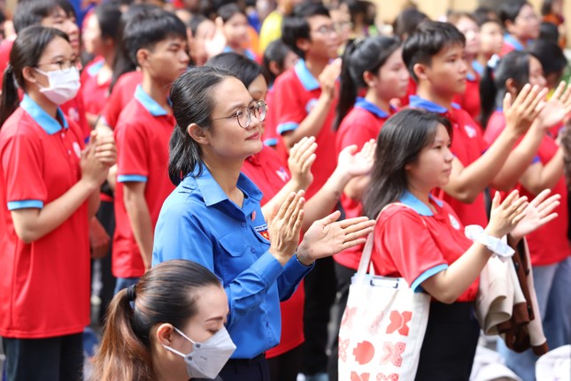 TPHCM khai mạc hè, khởi động chiến dịch tình nguyện Hoa phượng đỏ thứ 20 ảnh 4