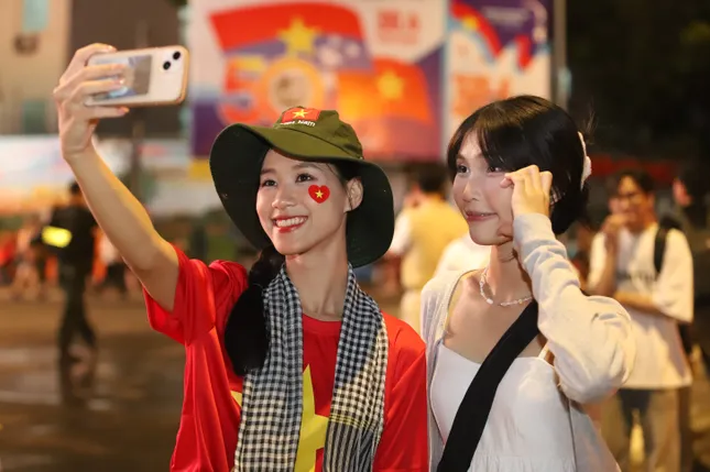 Phó Chủ tịch TPHCM Võ Văn Hoan: TP.HCM đã lớn, nay còn lớn hơn ảnh 4